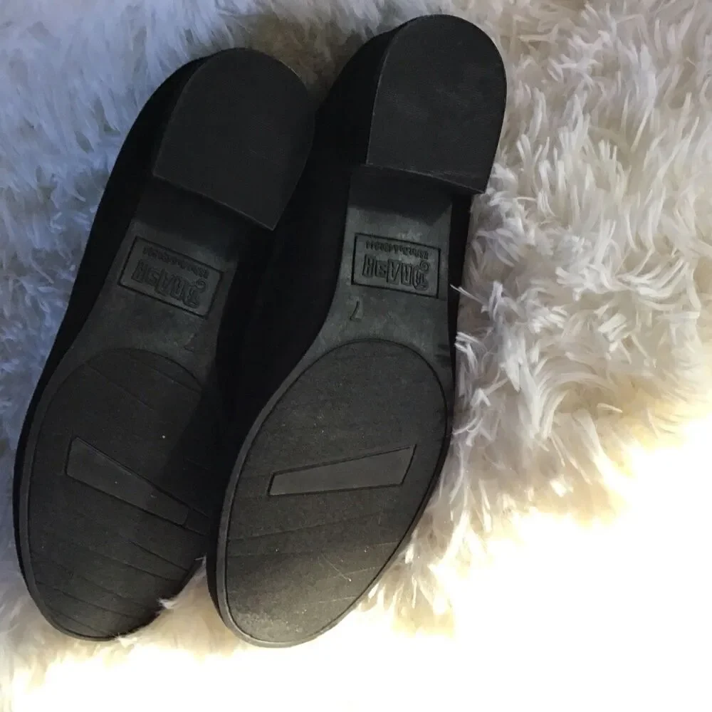 Brash Black Ballet Pump Size 7  Preppy Casual 1” Heel Slip On